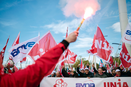 Demo der Bauarbeiter in Lausanne (Foto: Manu Friederich)