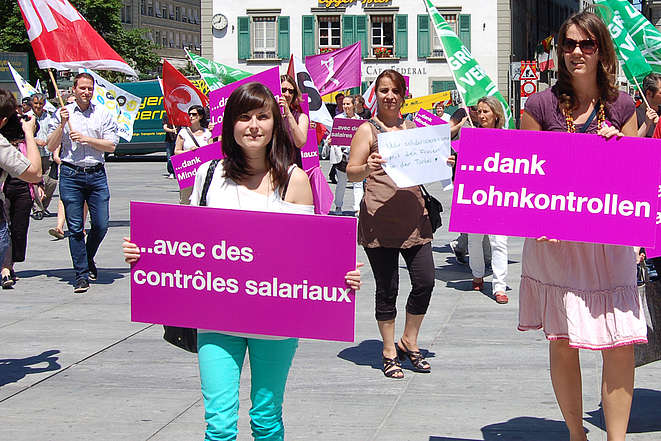 Manifestation pour l'égalité salariale à Zurich