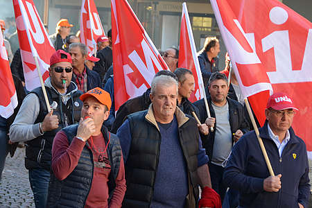 3000 lavoratori edili a Bellinzona