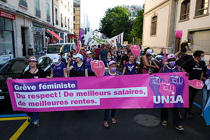 Cortège de la manifestation lors de la grève féministe à Genève