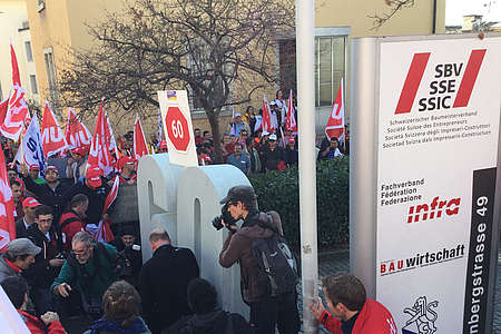 3000 Bauarbeiter an Protesttag in der Deutschschweiz