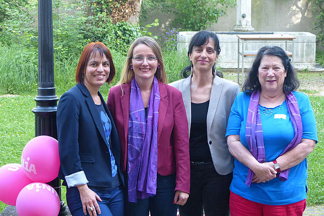 Die Gewerkschaft ist weiblich: Véronique Polito, Mitglider der Unia-GL; Corinne Schärer, Mitglider der Unia-GL; Vania Alleva, Präsidentin der Unia; Ursula Mattmann, Päsidentin der Unia-Frauen sowie der Unia-DV (v.l.n.r.)