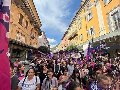 Sciopero delle donne 2023 a Bellinzona
