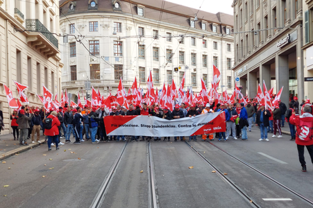 La protesta degli edili raggiunge la Svizzera nord-occidentale