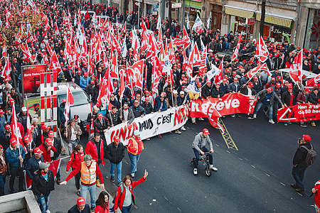 4000 Bauarbeiter protestieren am Montag, 5. November, in Lausanne