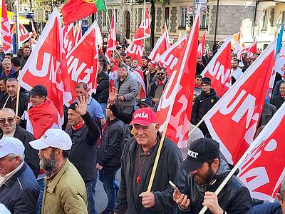 Gemeinsame Demo der Westschweizer Bauarbeiter in Lausanne