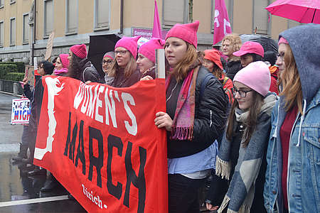 Plus de 15&#039;000 femmes et hommes solidaires ont participé à la Women’s March.