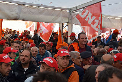 Über 3000 Bauarbeiter an Protestaktion in Bellinzona