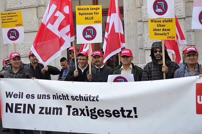 Breites Bündnis gegen Basler Taxigesetz