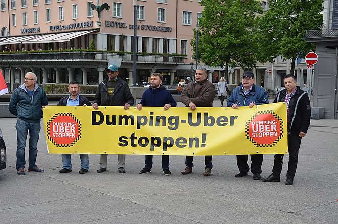 Taxifahrer/innen fordern Verbot von Uber